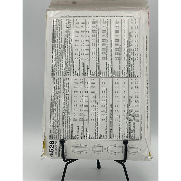 Simplicity Threads Collection Sewing Pattern 4528 Tunics & Tops Size HH 6 8 10 1 - Picture 2 of 3